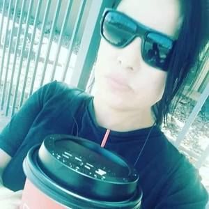 Meet your Posher, Roni